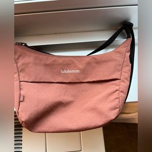 Lululemon crossbody sling bag